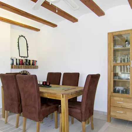 Romantica By Interhome