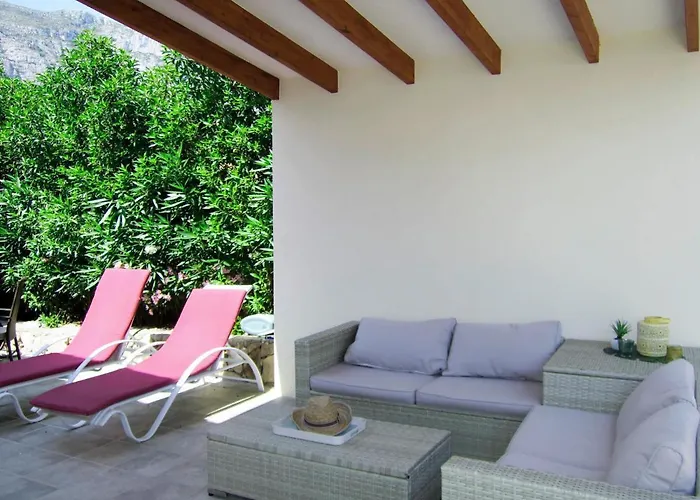 Сasa de vacaciones Romantica By Interhome